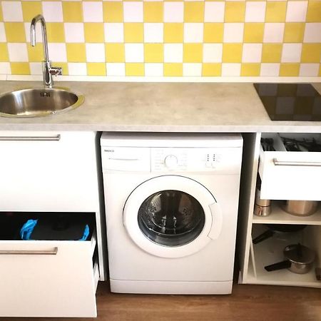 Your Shelter - Private Apartment Барі Екстер'єр фото