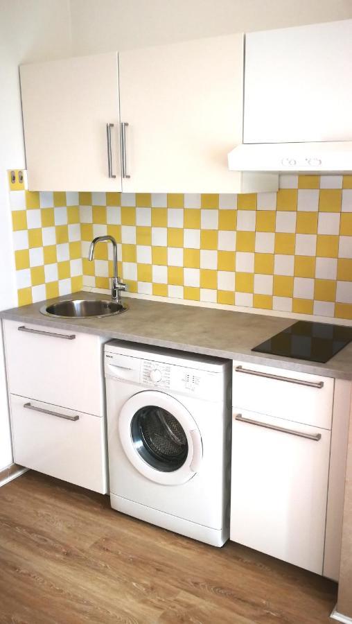 Your Shelter - Private Apartment Барі Екстер'єр фото